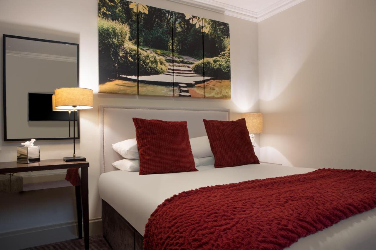 Hotel Sunday Box Hill Burford Bridge Dorking