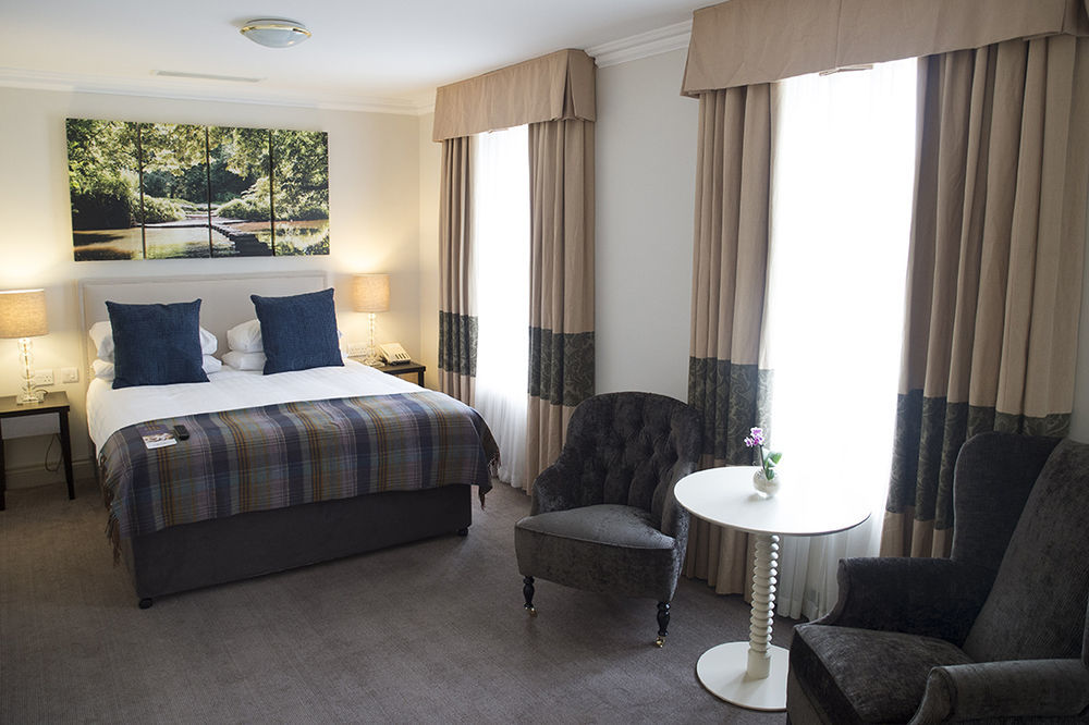 Sunday Box Hill Burford Bridge Hotel